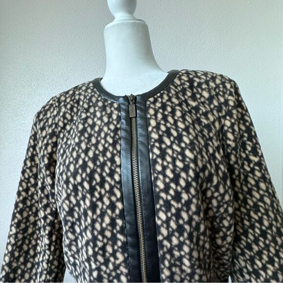 Bob Mackie Fleece Zip Up Jacket Pockets Brown Black Wearable Art - Picture 11 of 13